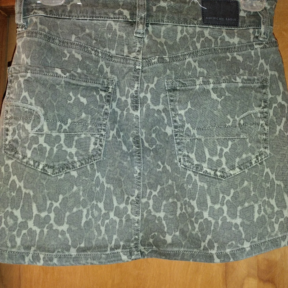 🙂Women's American Eagle Camouflage Mini Skirt Size 00 Y2K